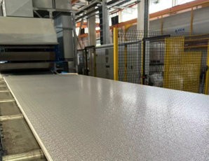 Panel Isolasi PIR Aluminium Foil Timbul Dua Sisi
